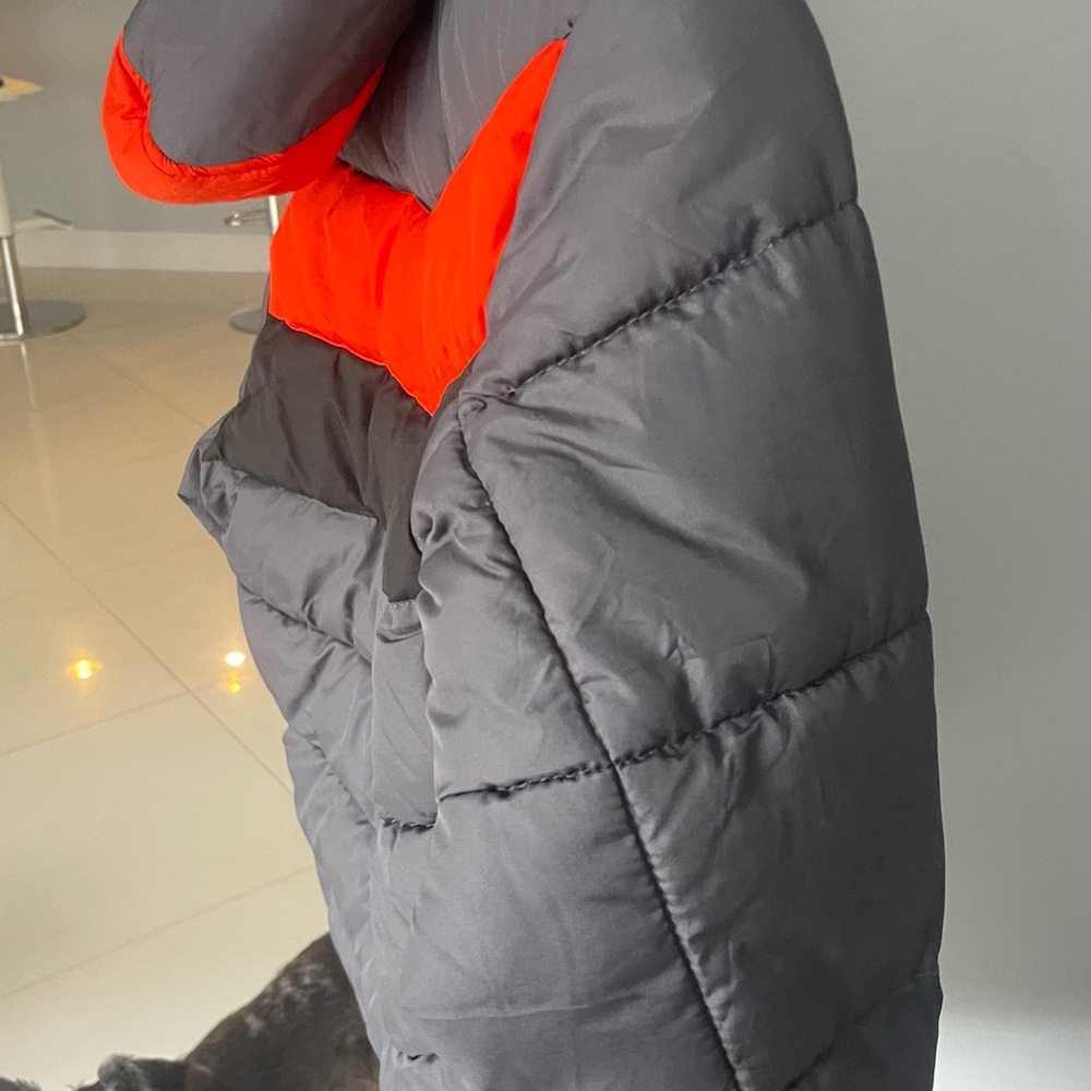 Winter jacket like new - Picture 3 of 6